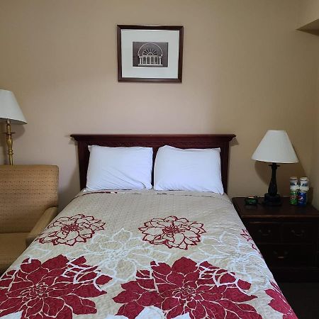 Clarysville Motel Frostburg Екстер'єр фото