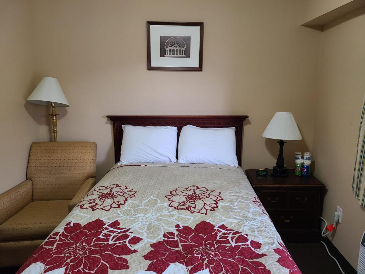 Clarysville Motel Frostburg Екстер'єр фото