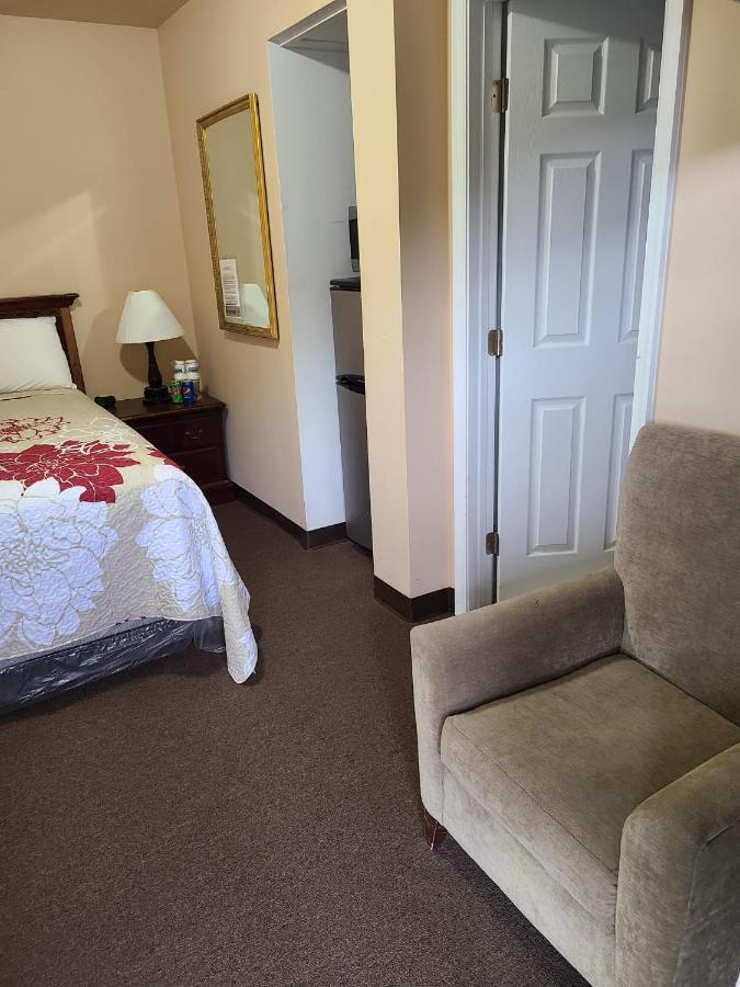 Clarysville Motel Frostburg Екстер'єр фото