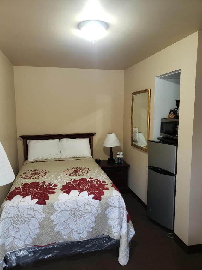Clarysville Motel Frostburg Екстер'єр фото